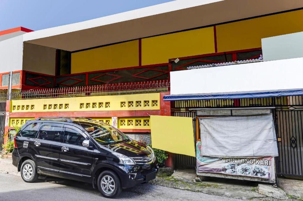 Spot On 91159 Kost Putrana Syariah Hotel 2*